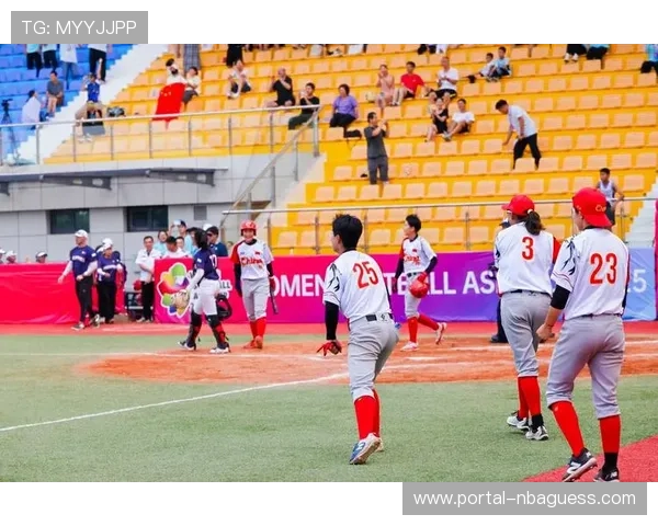 女垒亚洲杯中国队战胜新加坡队,取得五连胜 女垒亚洲杯中国队战胜新加坡队,取得五连胜