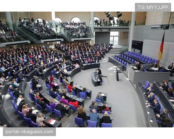 德国联邦法院驳回某球迷组织诉讼，裁定俱乐部有权在球场内播放赞助商广告